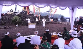 Gubernur Koster Tegaskan Pembangunan di Kawasan Batur Wajib Koordinasi dengan Tokoh Adat