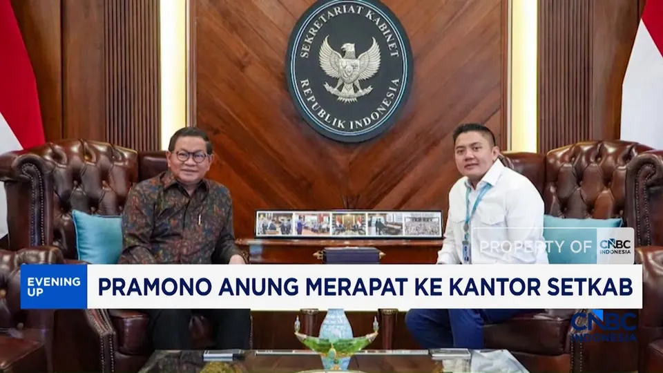 Pramono Anung Bertemu Teddy Indra Wijaya di Gedung Sekretariat Kabinet