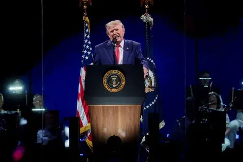 Dampak Tarif Baru Trump bagi Indonesia dan Kelanjutan Sistem WFA ASN