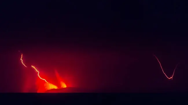 Abu Vulkanik Anak Krakatau Guyur Sejumlah Wilayah Lampung