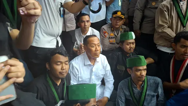 Abu Anak Krakatau, Kemendiktisaintek Minta Kampus Kurangi Aktivitas Luar Ruangan