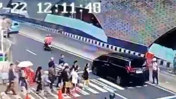 Kasus Alphard Terobos Lampu Merah Tetap Diusut Meski Sopir dan Satpam Sepakat Damai