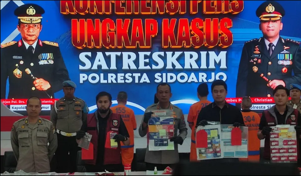 Polresta Sidoarjo Bongkar Sindikat Scamming WNA Tiongkok, Empat Tersangka Ditangkap