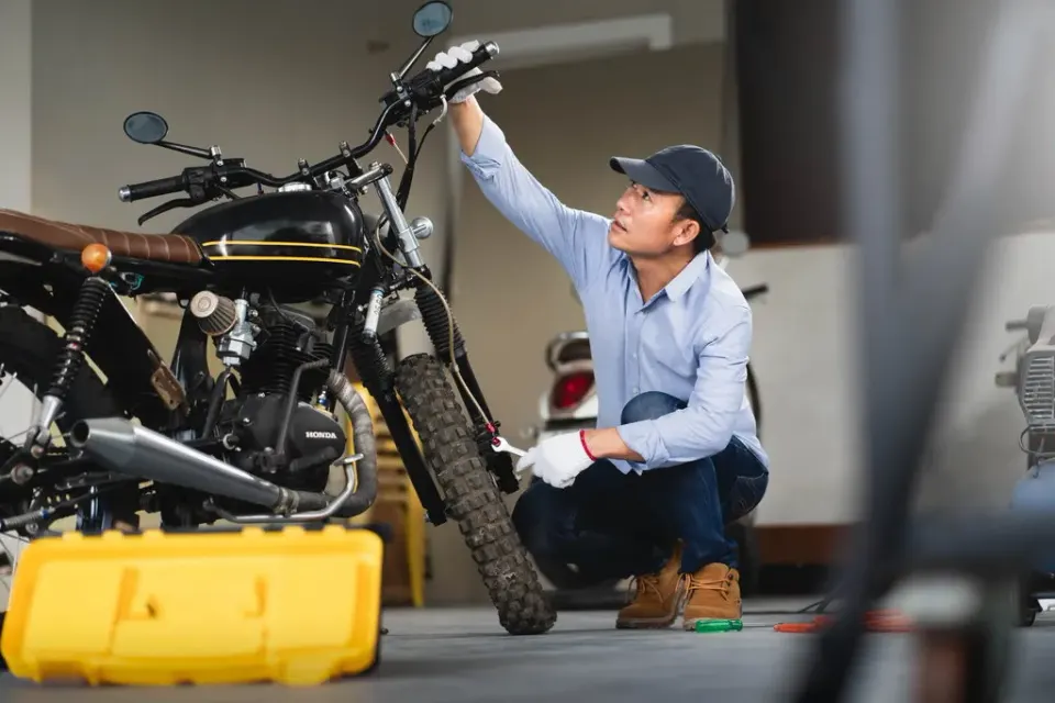 Durasi Ideal Memanaskan Sepeda Motor dan Dampak Jika Terlalu Lama
