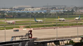 Kemenhub Pastikan Operasional Bandara Normal Usai Erupsi Anak Krakatau