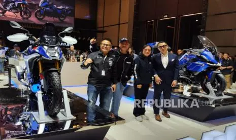 BMW Motorrad Rilis F 450 GS dan R 1300 RT di GIIAS 2026, Perkuat Segmen Moge Premium Indonesia