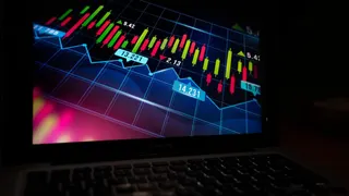 IHSG Menguat, Simak Rekomendasi Saham BBRI, AMMN, dan ASII