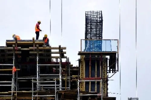 Ekonomi RI Diprediksi Tumbuh 5,2 Persen pada 2026 Ditopang Investasi dan Belanja