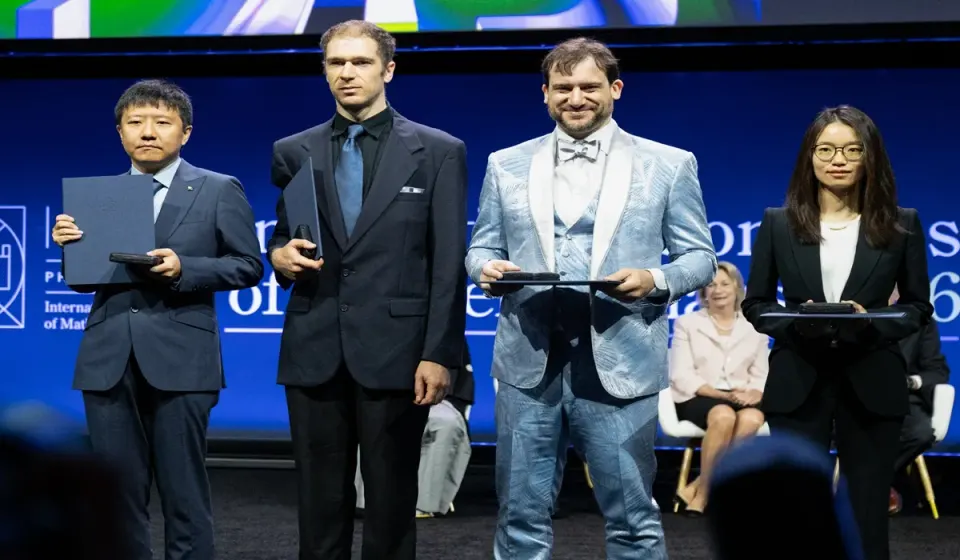 Dua Matematikawan Tiongkok Cetak Sejarah Baru di Fields Medal