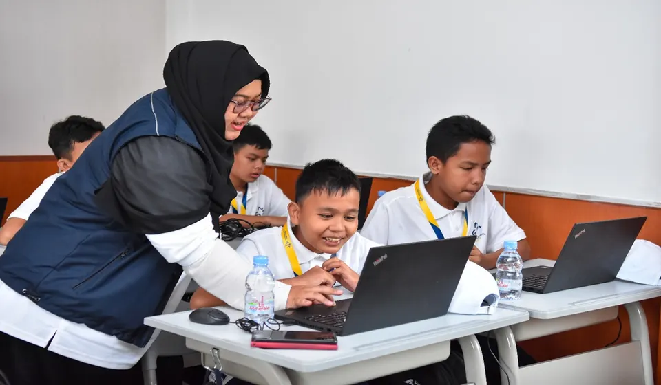 Pemerintah Revitalisasi 5.000 Sekolah dan Siapkan Sekolah Nasional Terintegrasi pada 2026