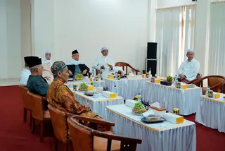 Gus Kikin Mencuat dalam Bursa Ketua Umum PBNU di Muktamar ke-35