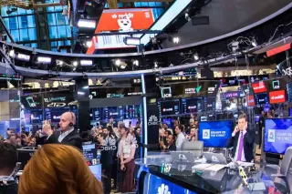 Pergerakan Saham Wall Street Indeks Dow Jones Menguat di Tengah Harapan Pemangkasan Suku Bunga