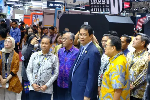 Menkeu Purbaya Soroti Tantangan Baru Industri Kendaraan Listrik, Stimulus Baru Segera Meluncur