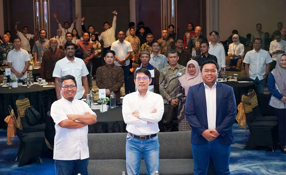 SMS Finance Sukses Gelar National Showroom Gathering, Boyong Mitra ke Bali hingga Mekkah