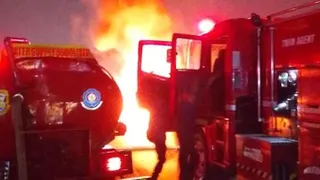 Mobil Diduga Angkut BBM Terbakar di Bypass Bandar Lampung, Sopir Melarikan Diri