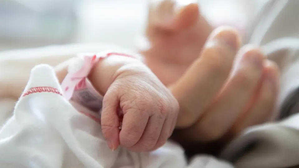 Dianiaya Ayahnya, Bayi 3 Bulan di Sumsel Dilarikan ke RS