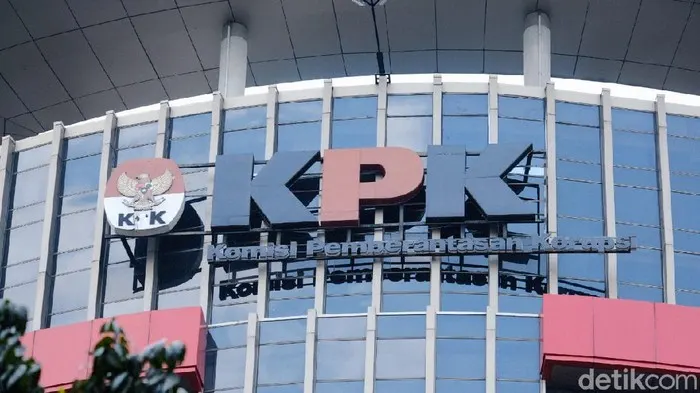 KPK Dalami Aliran Uang Saat Periksa Anggota DPRD Bengkulu Bambang Hermanto