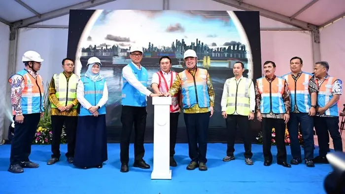 Pelindo Luncurkan Layanan Onshore Power Supply 500 kVA di Tanjung Priok