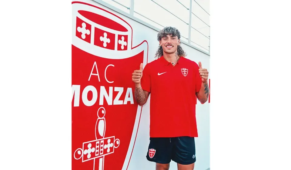 Monza Datangkan Bek Sayap Ricardo Mangas demi Misi Lolos Degradasi
