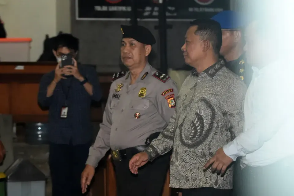 Mantan Jampidsus Febrie Adriansyah Resmi Ditahan di Rutan KPK
