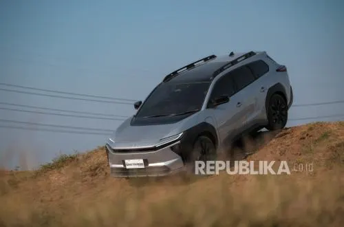 Toyota New bZ4X Touring Buktikan Mobil Listrik Bisa Diajak Bertualang