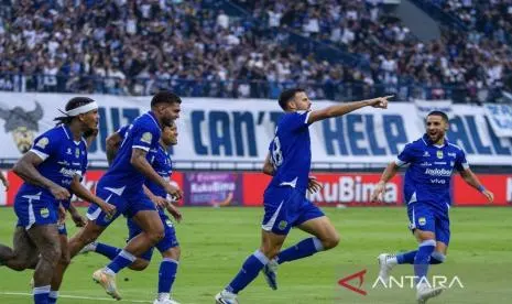 Alasan Persib Bandung Mendatangkan Gelandang Jepang Gakuto Notsuda