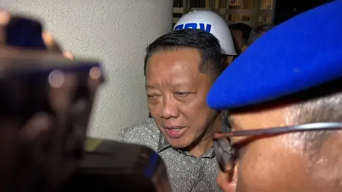 Mantan Jampidsus Febrie Adriansyah Ditahan KPK Terkait Kasus Pencucian Uang