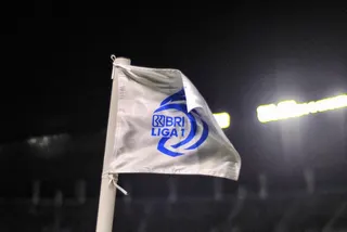 Menghitung Peluang Juara dan Zona Degradasi di Klasemen Sementara Liga 1 Indonesia