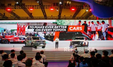 Toyota Perluas Pilihan Kendaraan di GIIAS 2026 Melalui GAZOO Racing dan Land Cruiser