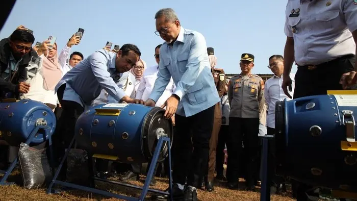 Zulhas Kebut Solusi Hulu-Hilir Atasi Krisis Sampah Bekasi