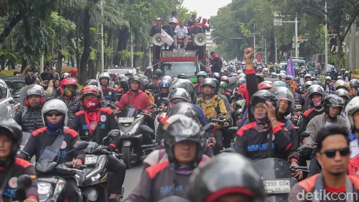 RUU Ketenagakerjaan Dinilai Jauh dari Harapan, Buruh Besok Demo Besar