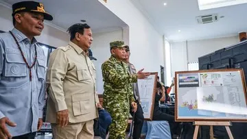 Prabowo Tinjau Penanganan Karhutla di Kalimantan dan Dorong Penambahan Alat Pemadaman