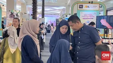 Pengunjung Puji Islamic Travel Connect 2026, Memilih Paket Umrah dengan Tenang