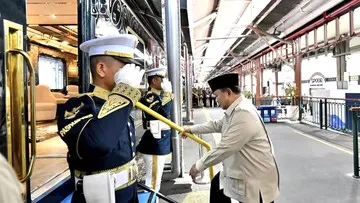 Prabowo Subianto Jajal Kereta Wisata Mewah Nusantara Explorer Rute Batang-Jakarta