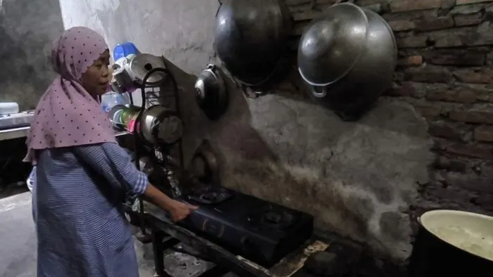 Gas Bocor Picu Ledakan di Bekasi, 6 Orang Sekeluarga Terluka