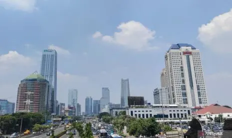 Prakiraan Cuaca DKI Jakarta Sabtu, Dominan Cerah Berawan, Kepulauan Seribu Berpotensi Hujan Ringan