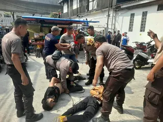 2 Maling Motor di Jakut Gagal Beraksi, Dikejar Warga hingga Nyebur Kali