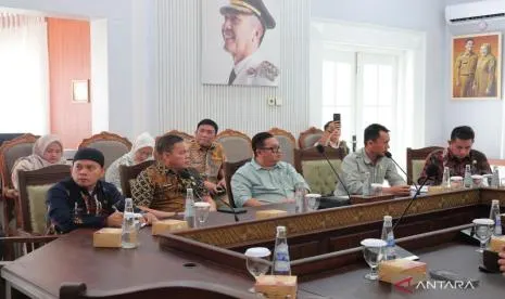 Pemkot Palembang Bekali Pejabat Pengadaan untuk Cegah Sengketa Hukum Proyek
