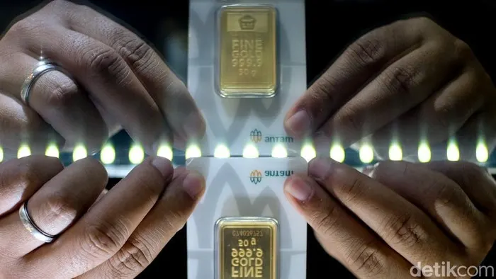 Harga Emas Antam Turun Jadi Rp 2.592.000 per Gram pada 15 September 2026