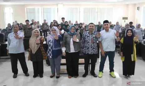 Pemerintah Kabupaten Bekasi Dorong Guru dan Orang Tua Edukasi Anak soal Bahaya Internet