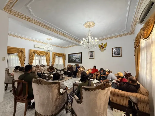 KJRI Karachi Bantu Pemulangan 9 ABK WNI Kapal Saleh Darya II dari Pakistan