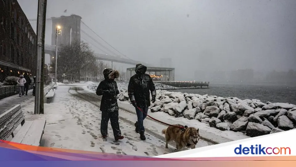 Badai Musim Dingin Ekstrem Mengancam California dan Lumpuhkan Jalur Transportasi Utama