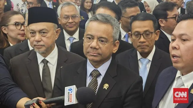 Suahasil Buka Peluang Evaluasi Perombakan Pejabat DJP dan DJBC Warisan Purbaya