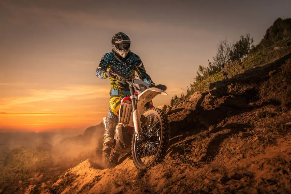 Rekomendasi dan Spesifikasi Motor Trail untuk Pengendara Pemula pada 2026