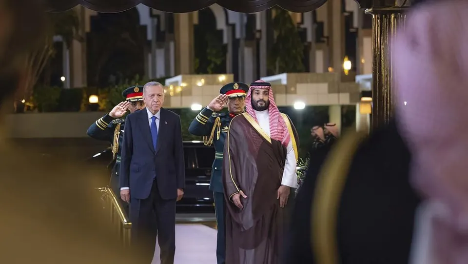 Aliansi Pertahanan Baru Terbentuk, Kekuatan Nuklir Asia Gabung Arab Saudi dan Turki