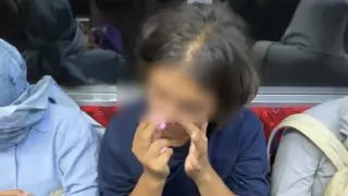 Sikap KAI Commuter soal Viral Ibu Hirup Kamper di Gerbong Kereta