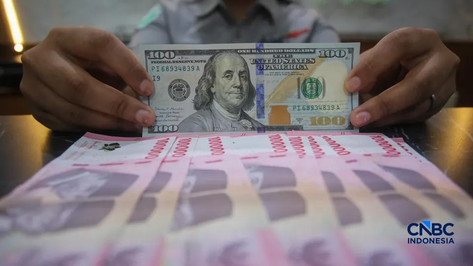 Rupiah Menguat ke Rp17.900 per Dolar AS di Tengah Rilis Data Pertumbuhan Ekonomi