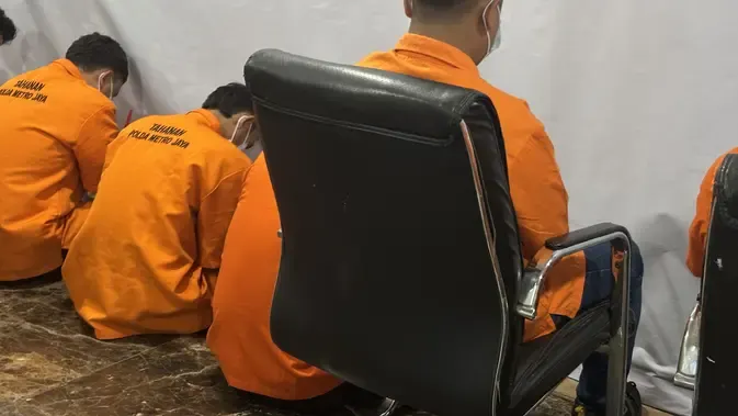 Polisi Buru Pemesan Utama Sindikat Penyebar Hoaks di Media Sosial