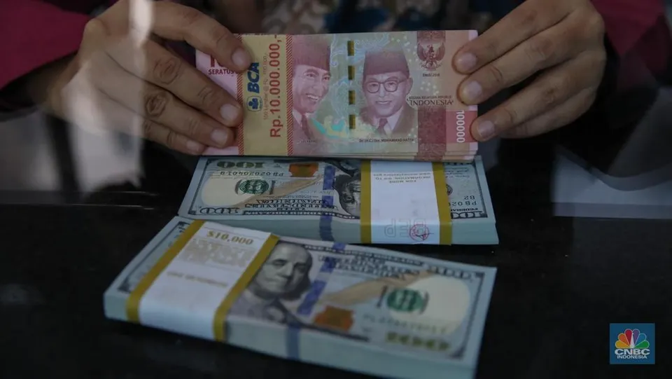 Rupiah Menguat 4 Hari Beruntun, Dolar AS Turun ke Rp17.750