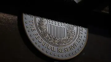 Rencana Presiden AS Donald Trump Memecat Gubernur The Fed Lisa Cook